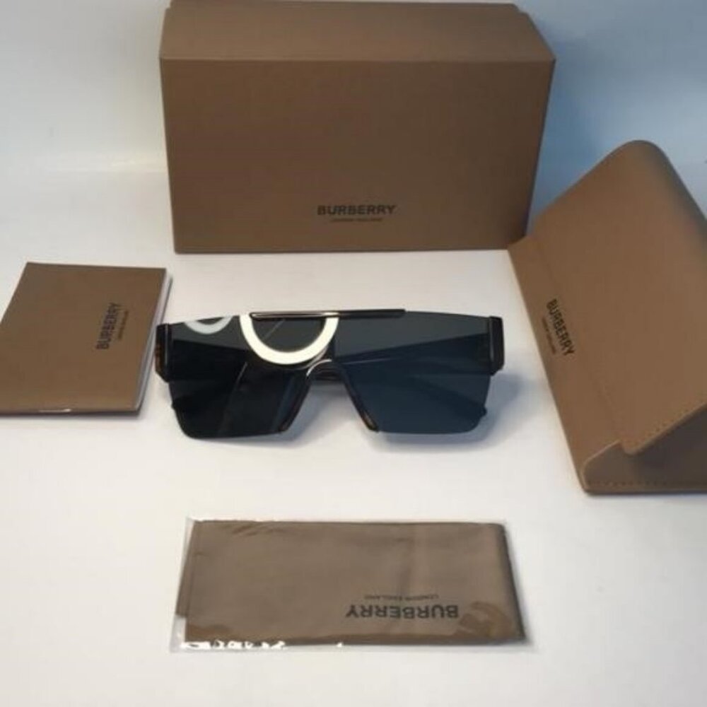 💯- Authentic New BurberryBE4291 - 300287 Oversize  Sunglasses - Picture 2 of 12